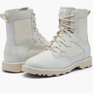 Sorel Women’s Caribou Boots: Size 11